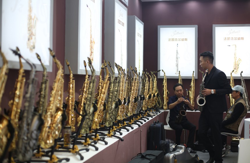 洛陽薩克斯價格 洛陽薩克斯價格